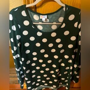 Long sleeve scoop neck, size X- Large hunter green with white polka dots